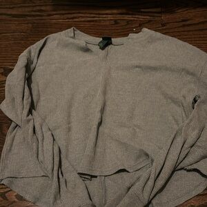 Wildflower cropped long sleeve. Condition is near perfect worn about 5 times